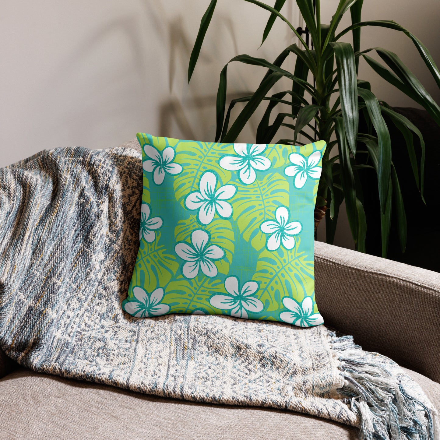 Garden's Edge Green Fade Basic Pillow
