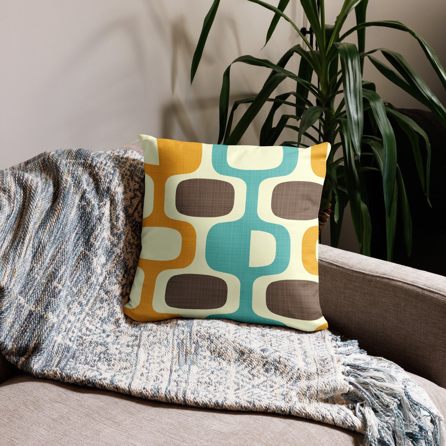 Palm Springs Coffee Break Basic Pillow