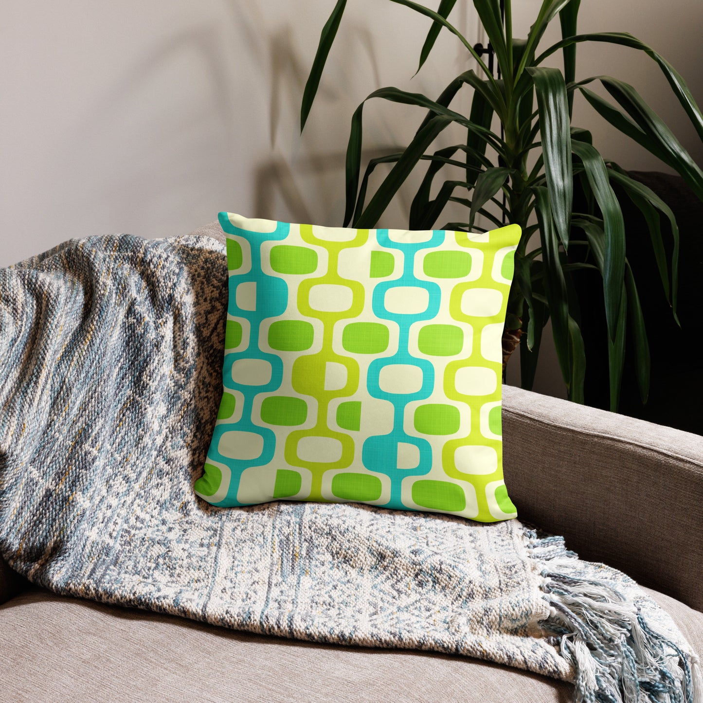 Whatco Bright Spring Basic Pillow