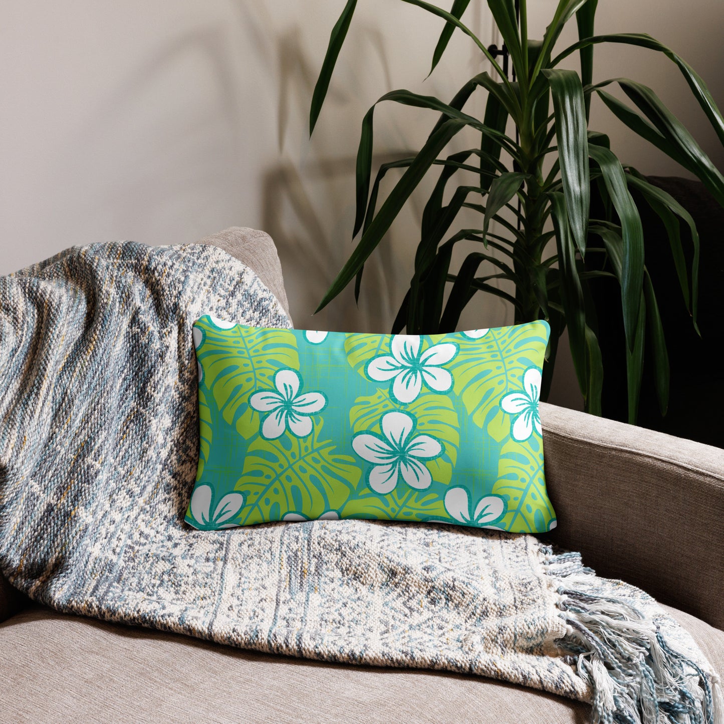 Garden's Edge Green Fade Basic Pillow
