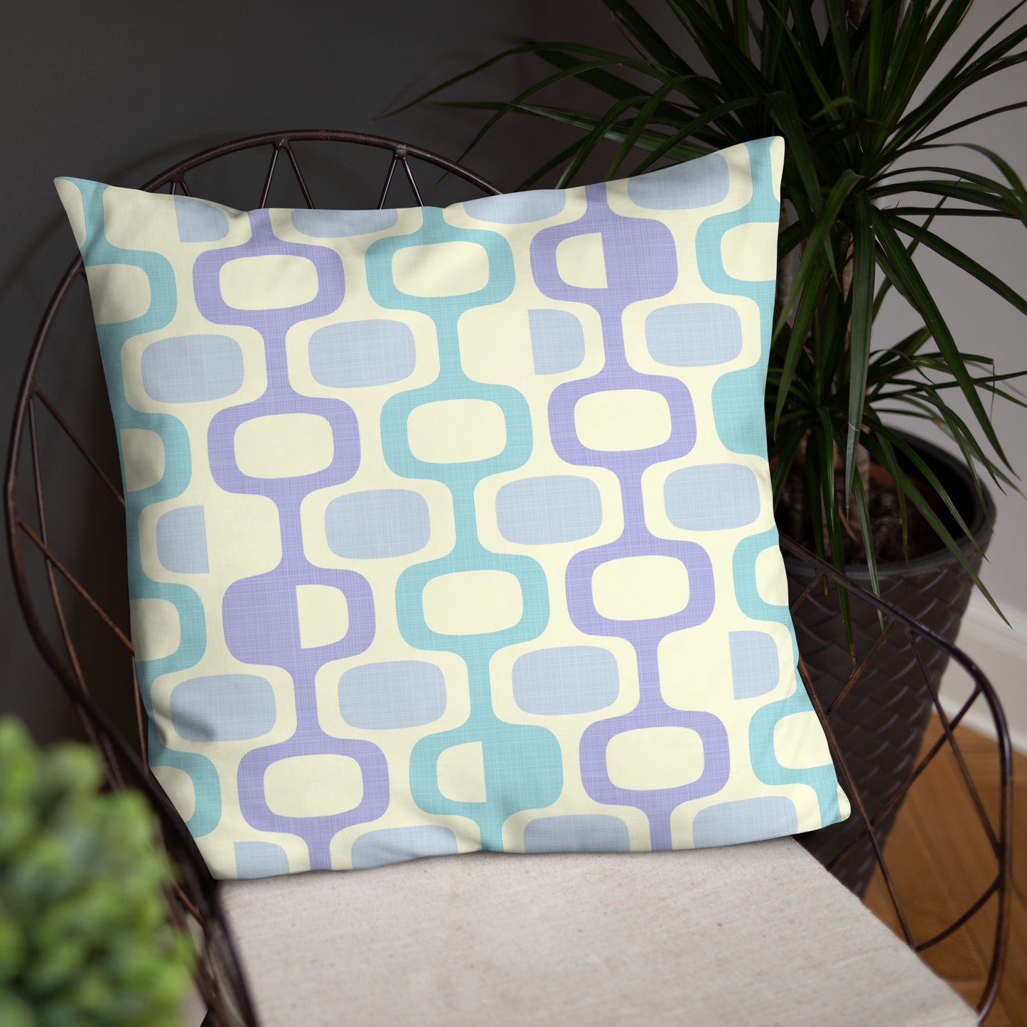 Whatco Sky Blue Orchid Pool Basic Pillow