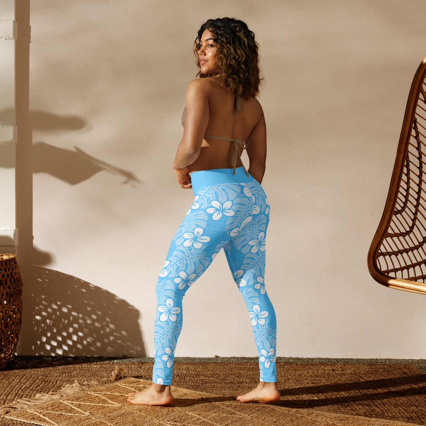 Pale Blue Garden Yoga Leggings