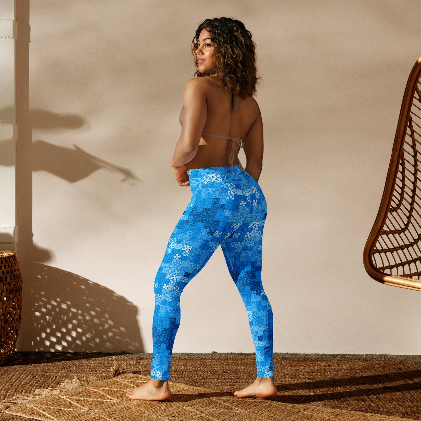 Tapa Tuesday Blue Yoga Leggings