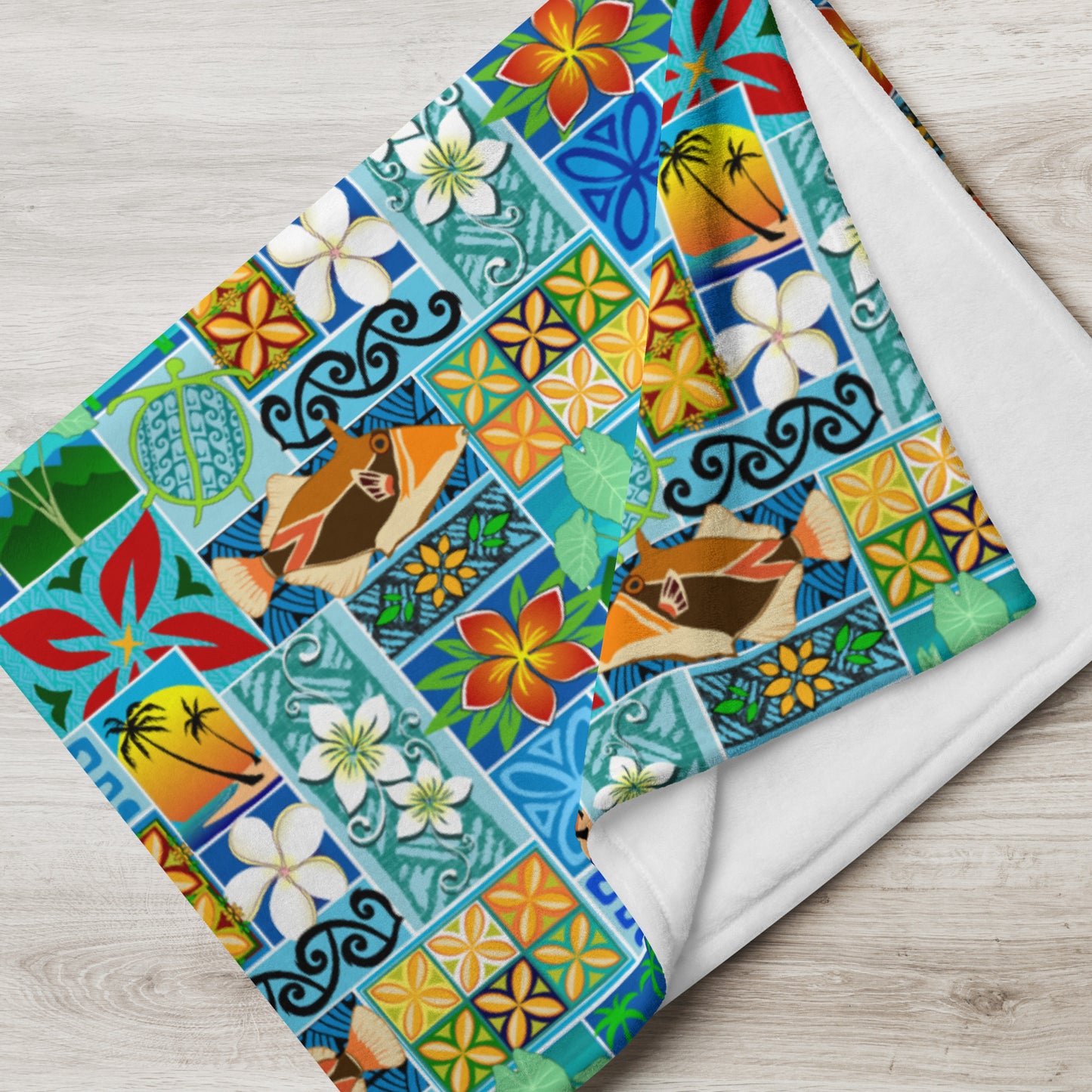 New Hawaiian Motif Throw Blanket