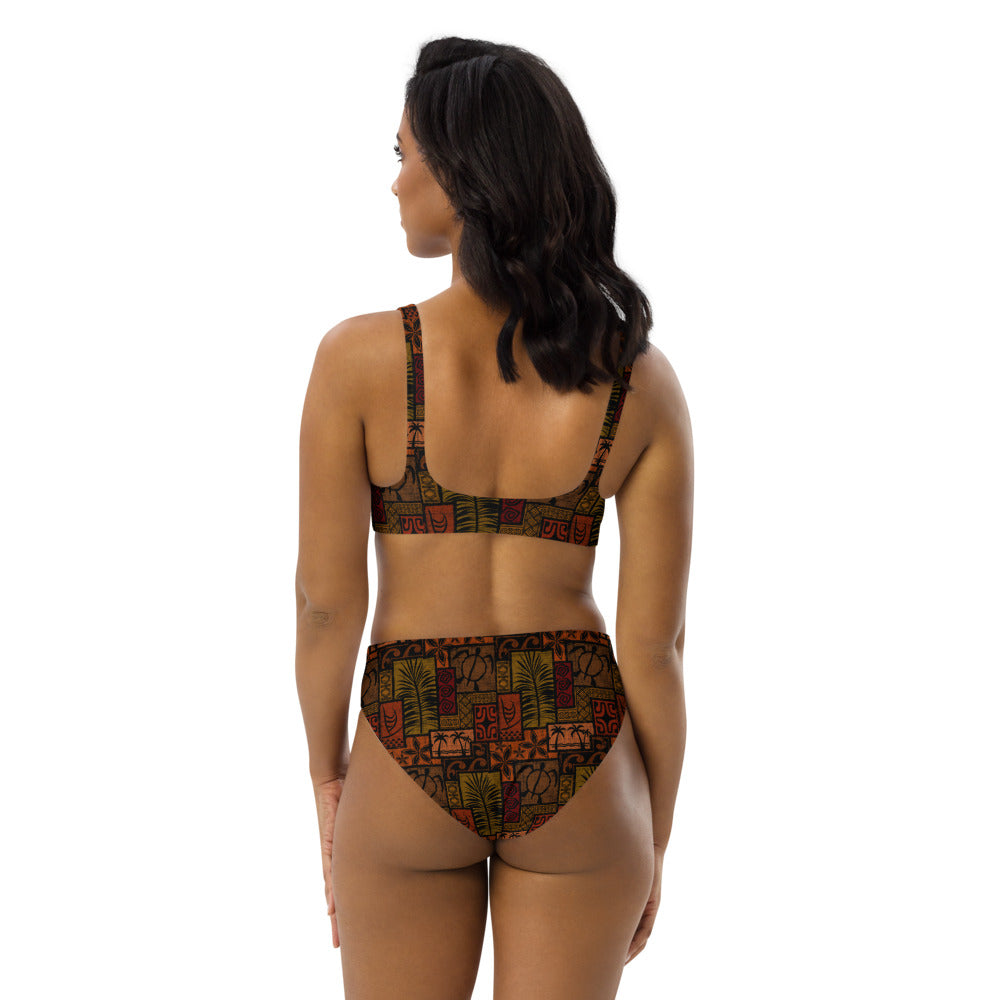Moku Malihini on black Recycled high-waisted bikini