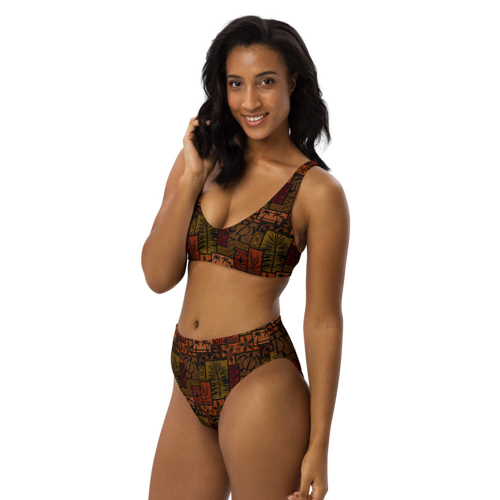 Moku Malihini on black Recycled high-waisted bikini