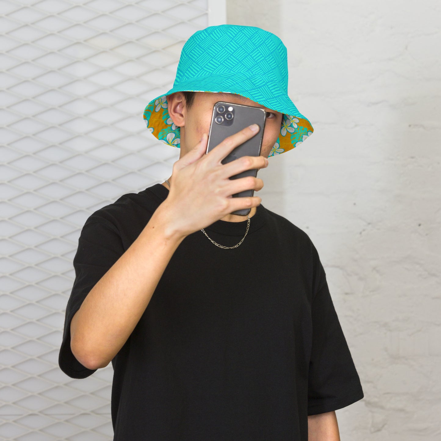 Get Tropical Turquoise Weave Reversible bucket hat